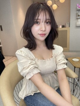 リリー(Lilley) くすみベージュ×姫カットレイヤー×韓国風巻き【ayana】