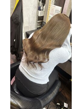 カットツー(Cut2) オリーブベージュ