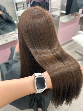 エヌアイ オモテサンドウ(ni omotesando) 明るめミルクティーブラウンカラー♪ 透明感カラー！