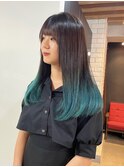 毛先だけなら挑戦できる！？エメラルドグリーングラデーション