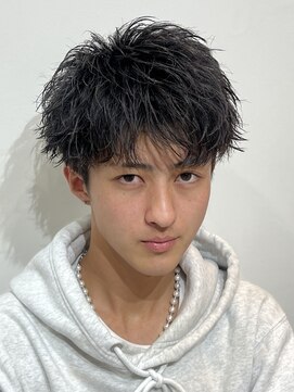 シャイン 大宮(SHINE) メンズカット/パーマ/ヘッドスパ/ブリーチ/眉毛/韓国/大宮/Men's