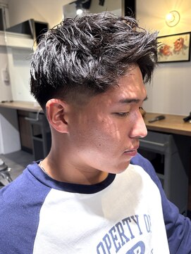 フリークバーバーショップ 河原町三条店(FREAK BARBER SHOP) スペインカール/スパイキーショート/フェザーパーマ河原町三条F