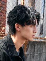 フィフス(fifth)&nbsp;原宿シャドウパーマ微分けセンターパートウルフカット刈り上げ