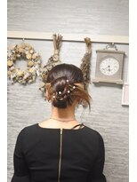 マナミメイク(manami make)&nbsp;リボンかちもりヘア