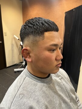 ドゥーエン 守口店(DoEN) ミドルフェード×クロップ