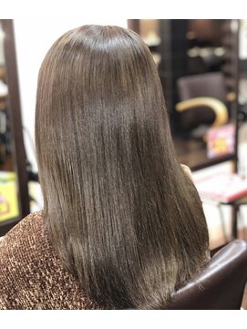 ヘアーコンセプト イロエンピツ(HAIR CONCEPT IROENPITSU) ツヤツヤベージュ