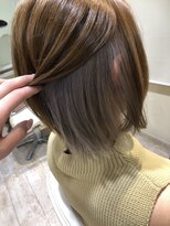 ニーナ ビューティーサロン(NINA Beauty Salon) インナーシルバーラベンダー#インナーカラー#シルバー#春カラー