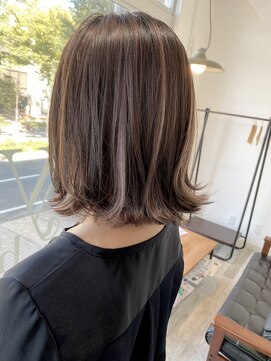 リズム(lysm) バレイヤージュ ハイライト × ピンクアッシュ