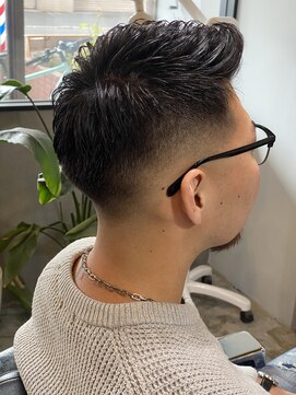 ザ バーバー ルイス(THE BARBER LUI'S) skin　fade