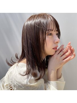 アトリエ フェム(atelier.fem) ナチュラル×ツヤ感ミディアム