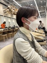 ロンドプロフィール 浦和(Lond profil)&nbsp;中川陽南子【すっきりまとまる耳掛けショートボブベージュ】浦和