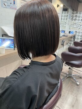 コワファーストナガサキシャンプーボーイ(COIFF1RST NAGASAKI SHAMPOO BOY) ぱたっとボブ