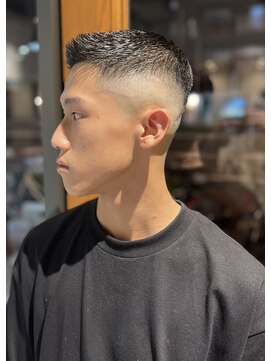 フリーク バーバーショップ 都島店(FREAK BARBER SHOP) ワイルドハイフェード