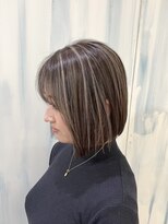 アップ(A+hair)&nbsp;くびれショートボブ30代40代50代グレイカラー白髪染め白髪ぼかし