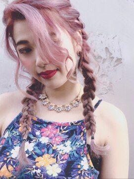 カルフール ロハス 草加東口店(Carrefour LOHAS) ペールピンク・韓国風カラー・透明感・ケアブリーチ・ガーリー系