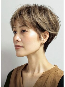 ハーツ(Heart's) 白髪ぼかし/イメチェンヘアスタイル/前髪カタログ/ショートボブ