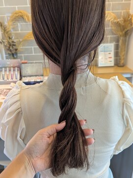 ケースタイルシェノン(K-STYLE CHAINON) グレージュ