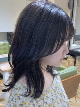 結んでかわいいくびれレイヤー