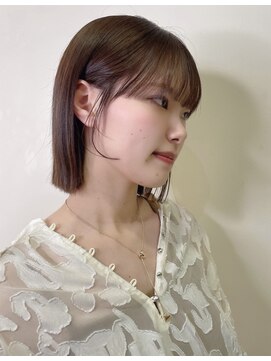 トナリ(tonari) ぱつっとボブ