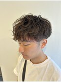 シャドウパーマ刈り上げマッシュ無造作スタイル