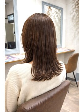 バンビ(BAMBI) 20代30代40代50代 やわらかベージュ×ハイレイヤー