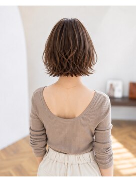 バグズ(Baguz) 外ハネボブ×くびれボブ×シースルーバング