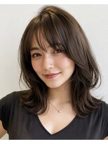 アイビー(ivy) カジュアル/フェミニン/ミディアムレイヤーカット/大人レイヤー