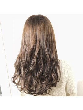 アンフィドットドゥルドゥ(AnFye.dueldo) 【AnFye.dueldo】ロングヘア × ナチュラルベージュ