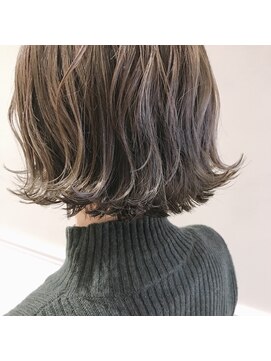 フェンヘアーアイス 中目黒(Fen.hair ici) 切りっぱなしボブ グレージュ ハイライト