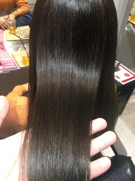 ラコラ(LAKOLA) うるツヤナチュラルストレート