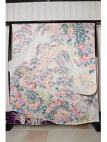 ルナクレセント (Luna crescent)&nbsp;振袖B-13　￥14500～(着付料込み)　＊　成人式プラン　￥20000～