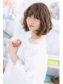 くせ毛風アシンメトリー＆無造作パーマの抜け感ヘアb
