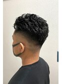外国人風パーマ フェードカット かき上げヘア<広尾/恵比寿>