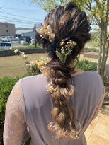 ヒースプール(Heathpool)&nbsp;結婚式お呼ばれ編みおろしスタイル