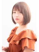 丸顔さんに最適◎大人キレイな前下がりボブ