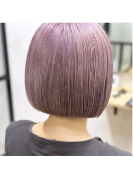 ヒム(HyMN) 薄ピンクのミニボブ☆