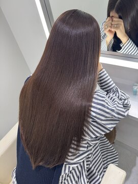 テイス 新宿(TACE) [美髪/ワイドバング/ホワイトブロンド/イメチェン/新宿]