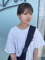 ウル(uLu.)&nbsp;韓国ヘア/レイヤースタイル/レイヤーカット/グレージュ/20代人気