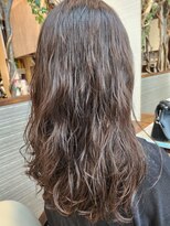 マコ(mako)&nbsp;ロングパーマ