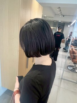 ロマリア 渋谷 渋谷宮益坂(Lomalia) 乾かすだけでキマる髪/ナチュラル黒髪ボブ