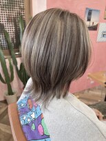 メロメロウ(Melo mellow)&nbsp;白髪ぼかしハイライト