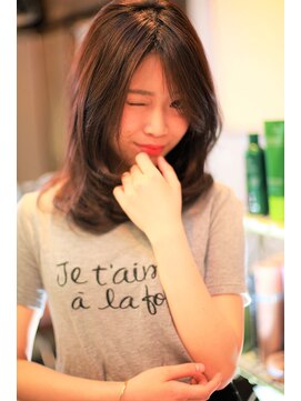 テテクルー(tete et clou) ゆるい自然なフェミニン縮毛矯正