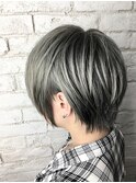 ホワイティグレー/ジェンダーレスショート【池袋東口/池袋】