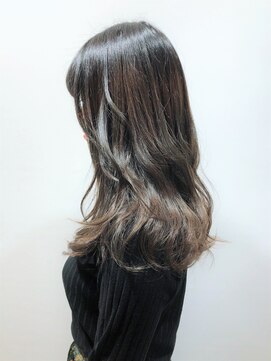 アダット(Adatto) 【Adatto北千住】根元カバーグラデ☆