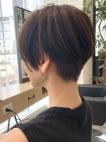 アーロン(aaron)&nbsp;【サロンワーク】大人のハンサムショート 前下がりボブ