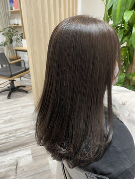 ロエネ(LOENE) 【ルイstyle】驚きの艶感☆暗めアッシュ