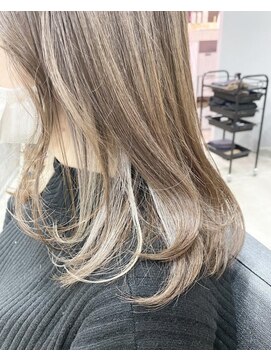 レイドバック(LAID BACK) 【代官山　美容室】イヤリングカラー☆