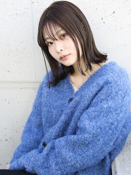 バース(BIRTH) 天神【BIRTH】外ハネ切りっぱなしボブ×アッシュカラー