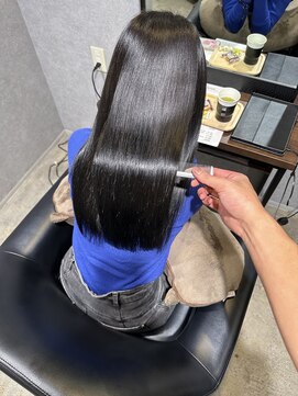 メリー オオサカ(Merly Osaka) 艶々ブラックカラー_地毛に近いブラック_