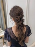 結婚式お呼ばれヘアー編みおろしスタイル